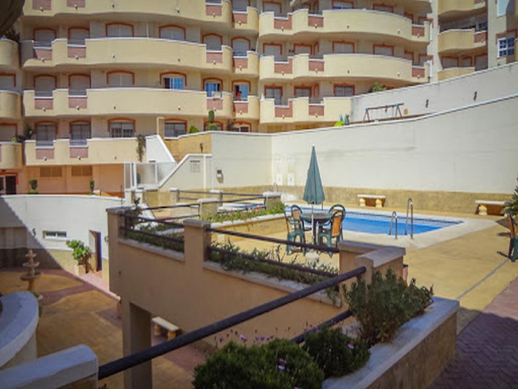 Apartamentos Torreon Del Mar بينالماذينا الغرفة الصورة